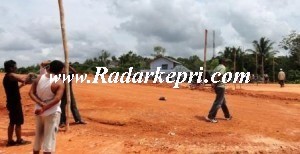 Penutupan Bangunan Jalan Bandara Jlan Ganet (8)
