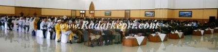 Dialog Bupati Natuna, Drs H Ilyas Sabli M Si dengan ribuan anggota PGRI dalam rangka hari guru ke 68.