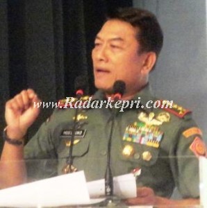 Jendral Moeldoko ketika memberikan sambutan dalam acara forum Pemred.