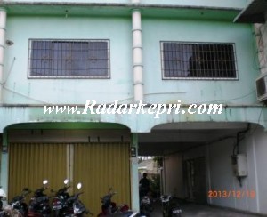 Ruko yang disewa Dinsosnaker Tanjungpinang namun belum selesai pembayaran keterlambatan sewanya.
