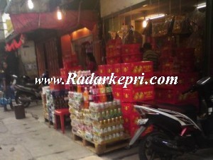 Buah impor yang diduga seludupan dan beracun membanjiri kota Tanjungpinang dan Kepri menjelang Imlek.