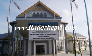 Pelabuhan Berakit (3)