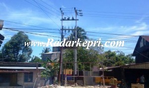 Jaringan listrik di Singkep dan Singkep Barat yang sering mati dikeluhkan warga.