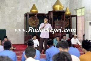Walikota Tanjungpinang, H Lis Darmansyah SH menyampaikan pesan bagi siswa peserta UN.