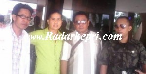 Aktifis LSM di Batam berjanji akan mengawal proses hukum kasus penyelewengan solar subsidi di Kelurahan Mansang.