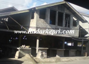 Bangunan Liar KUD fot Selasa 13-05-2014