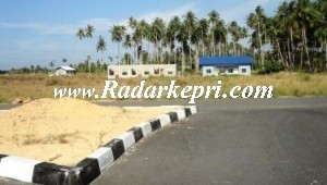 Fasilyas Pelabuhan Internasional Barakit di Kabupaten Bintan berupa perumahan yang juga belum selesai dibangun.