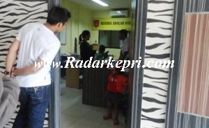 My, ketika mendatangi ruang penyidik Satreskrim Polresta Tanjungpinang.