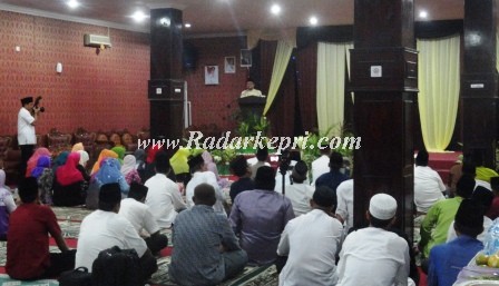 Walikota Tanjungpinang, H Lis Darmansyah SH ketika menggelar Silaturahmi dan wirid bulanan menyambut Ramadhan.