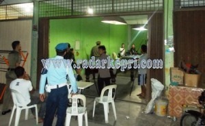 Tempat biliar yang masih buka dan diutup tim gabungan Satpol PP Pemko Tanjungpinang.