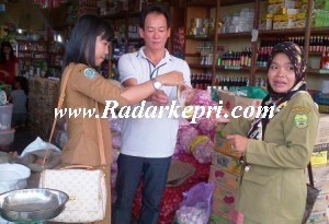 Tim gabungan ketika menggelar sidak menemukan sejumlah makanan berformalin.