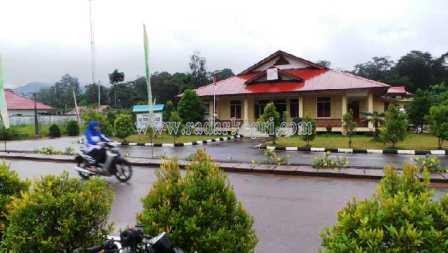 Gedung DPRD Kabupaten Lingga yang akan di isi oleh anggota dewan baru pada 4 September 2014.
