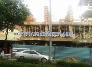 Pembangunan hotel hay yang diduga melanggar tata ruang wilayah perkotaan