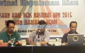 Ramon Damora, ketua PWI Kepri dan Saibansyah ketika menggelar raker menyongsong HPN