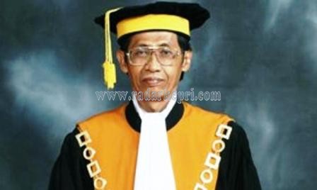 Hakim Agung Artidjo Alkostar yang jadi calon kuat Kajagung RI.