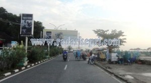 Inilah PKL yang dipindahkan, namun penataan yang kurang tepat membuat pedagang mengeluh.