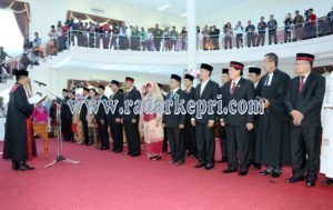 Pengambilan sumpah dan jabatan anggota DPRD Kota Tanjungpinang masa bakti 2014-2019