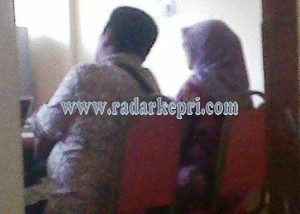 Seorang kasubag dan Bendahara KPU Kepri sedang dimintai keterangan oleh penyidik Tipikor Kejari Tanjungpinang.