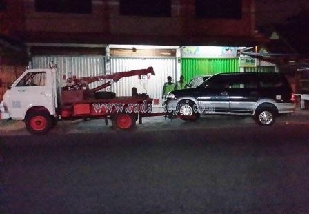 Inilah mobil Kijang yang terlibat tabrakan di Jl Brigjen Katamso, Kilometer 2 Tanjungpinang.