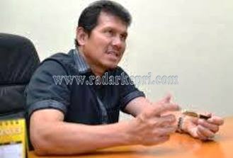 Azman Abnur