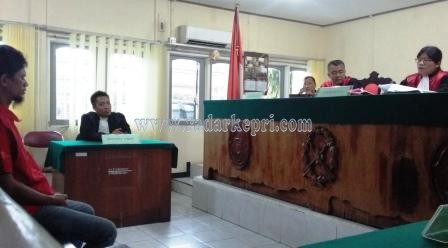 Terdakwa Hasyim yang dihukum selama 17 tahun penjara karena memiliki 0.5 Kilogram narkoba jenis Sabu-Sabu.