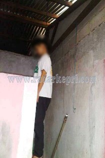 gantung diri