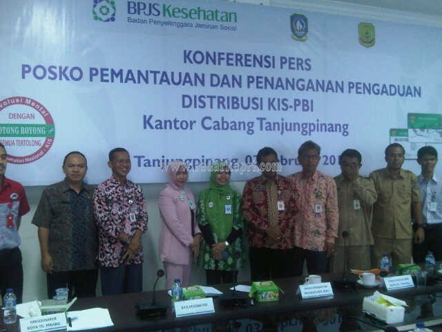 Foto bersama peserta"BPJS kesehatan Membentuk Posko Pemantauan dan penanganan pengaduan Distribusi KIS-PBI . 