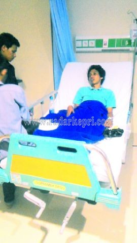 Fauzul, mahasiswa STISIPOL yang menjadi korban pengeroyokan preman di kampusnya.