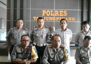 Kapolres Tanjungpinang, AKBP Joko Bintoro saat gelas konfrensi pers.