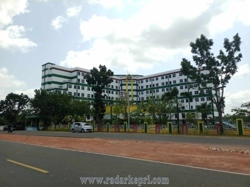 Rumah Sakit Umum Daerah Raja Ahmad Tabib (RSUD RAT) Provinsi Kepri.